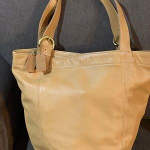 Vintage coach tan cowhide purse